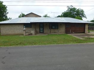 619 N Avenue A, Springtown, TX 76082