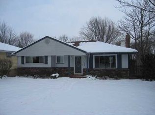 134 Ridgewood Rd, Coraopolis, PA 15108