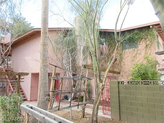 3rd image of 3470 Sego Glen Cir