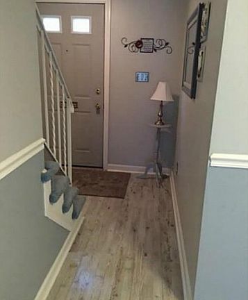 3rd image of 1166 Pennsbury Blvd