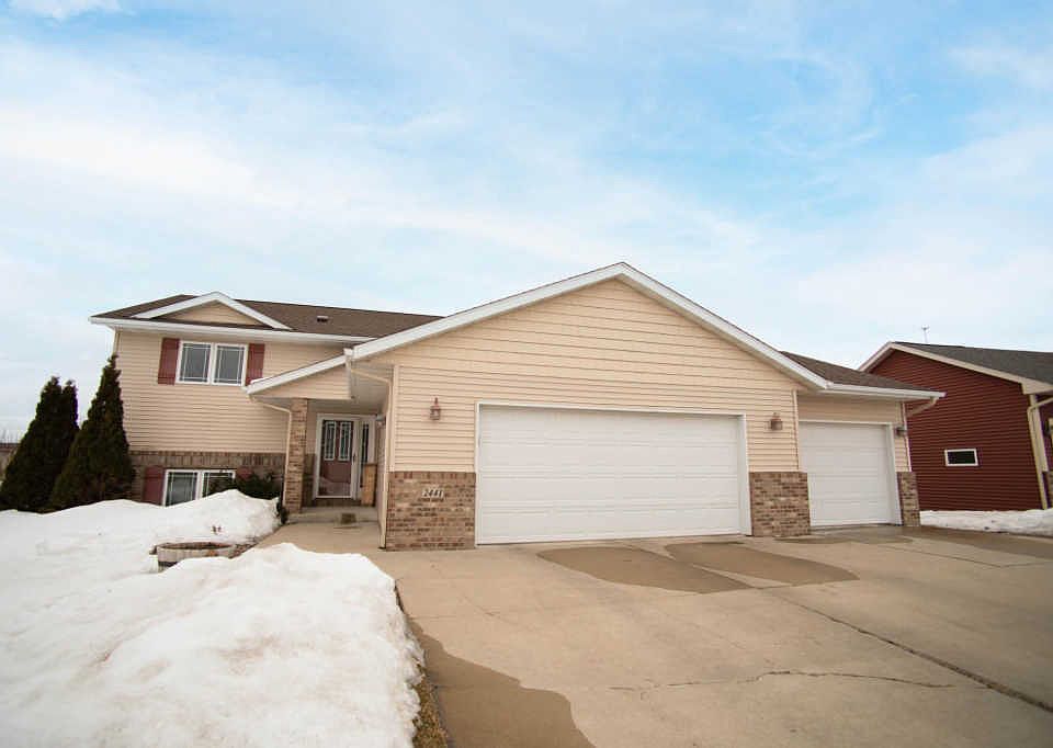 1st image of 2441 Timberwood Ln NE