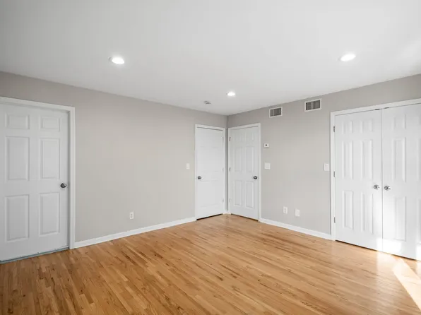 132 Clinton Pl #1, East Rutherford, NJ 07073