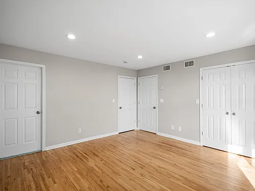 132 Clinton Pl #1 Photo 1