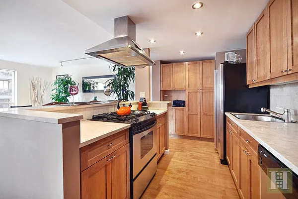 Sold by Halstead Real Estate | media 8