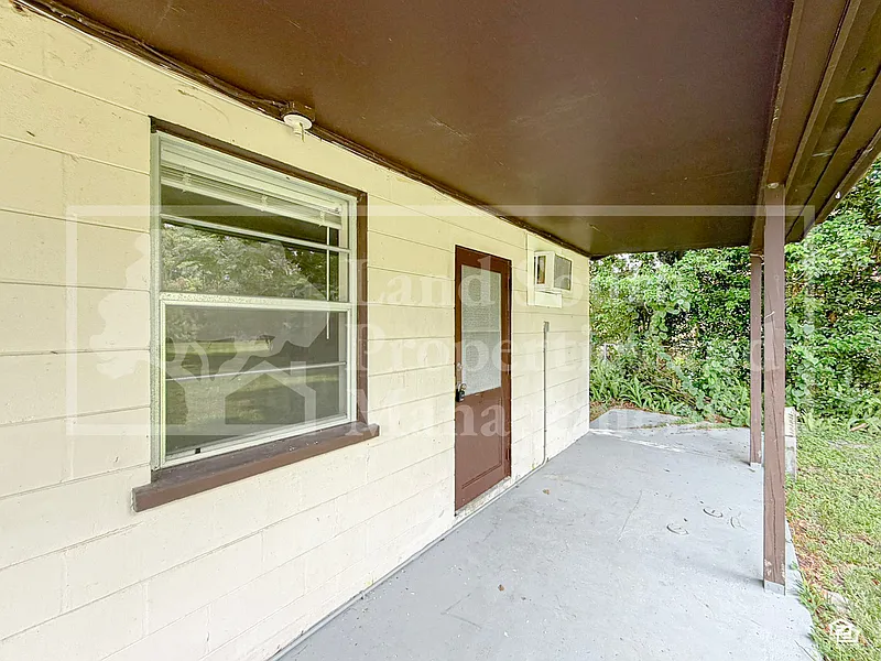 1 bed, 1.0 bath, 400 sqft, $900 — Photo 2
