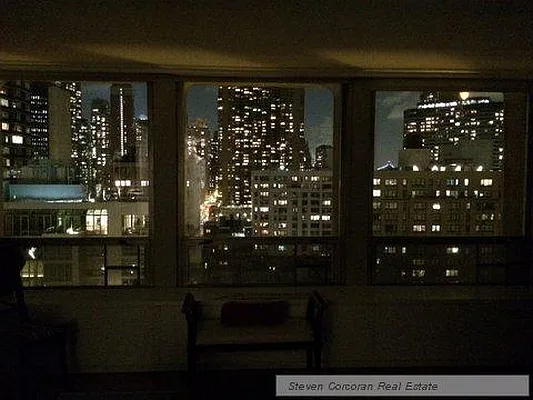 Rented by Steven Corcoran Real Estate | media 28