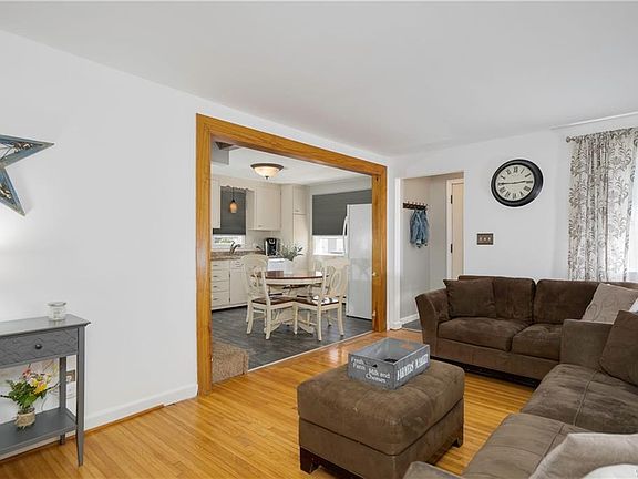4th image of 200 Whitehall Ave
