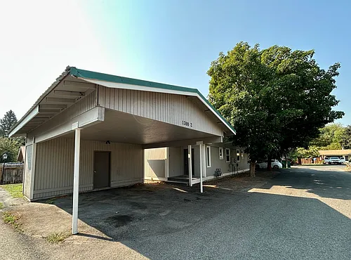 1300 N Brooklane St Photo 1