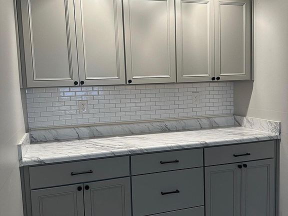 5th image of 4735 Iris Ave NW