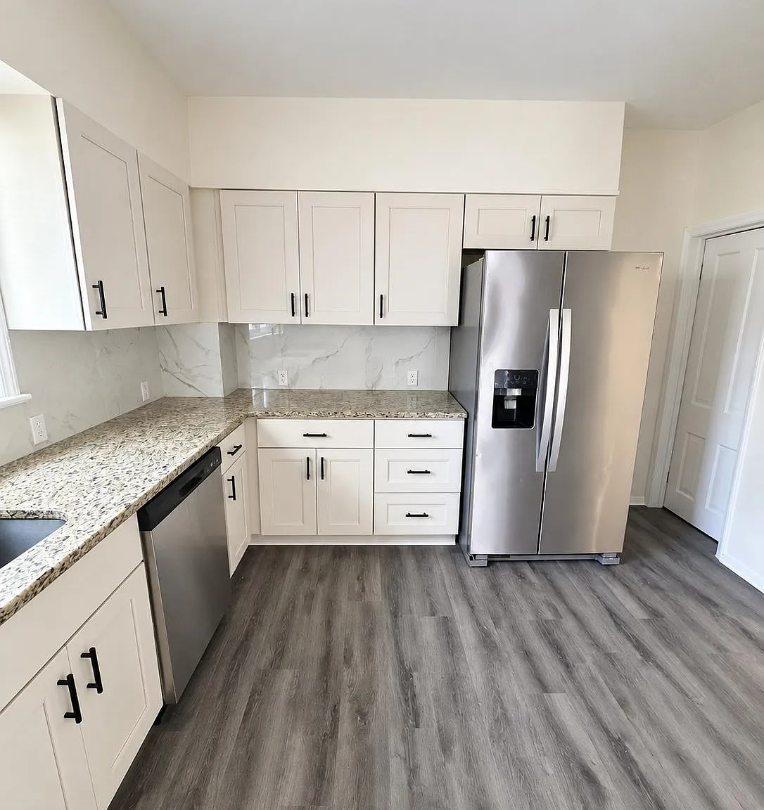 5 bed, 2.5 bath, 2000 sqft, $3,750 — Photo 4