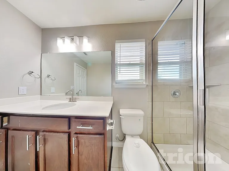 5343 Marsh Ln — Photo 9