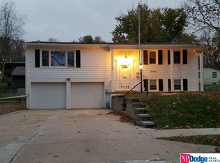 10065 Manderson St, Omaha, NE 68134