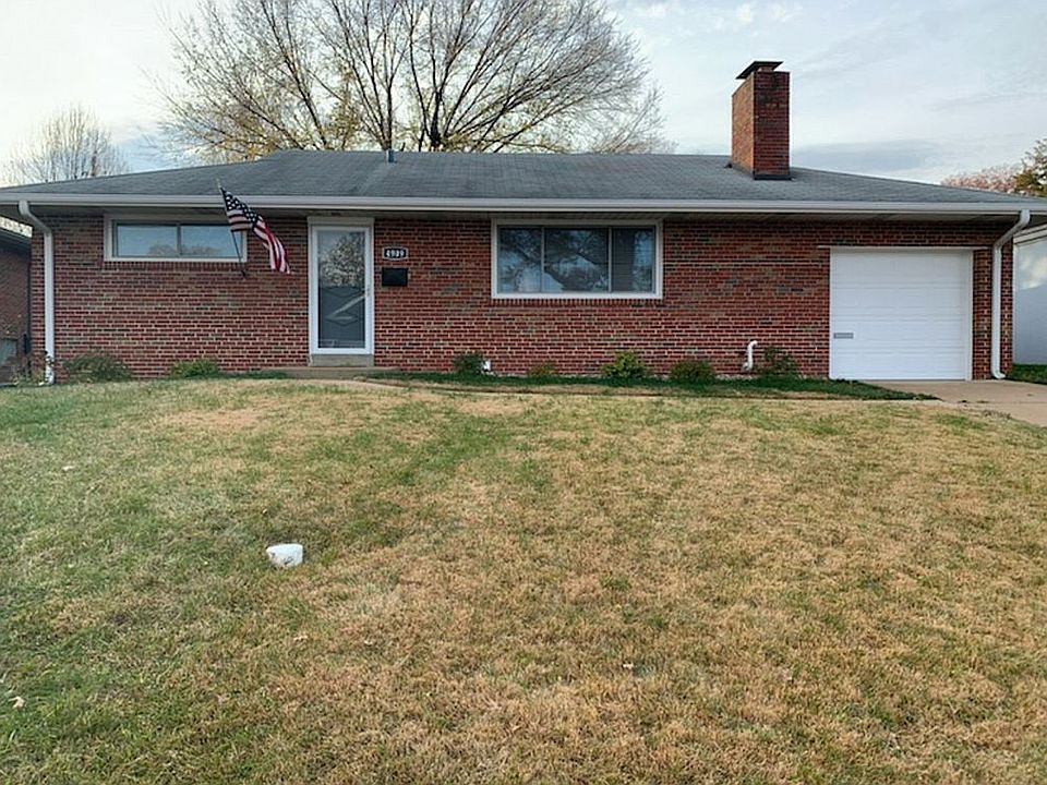 2nd image of 4909 Verguene Ave