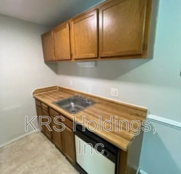 1255 Nelson St #A — Photo 6