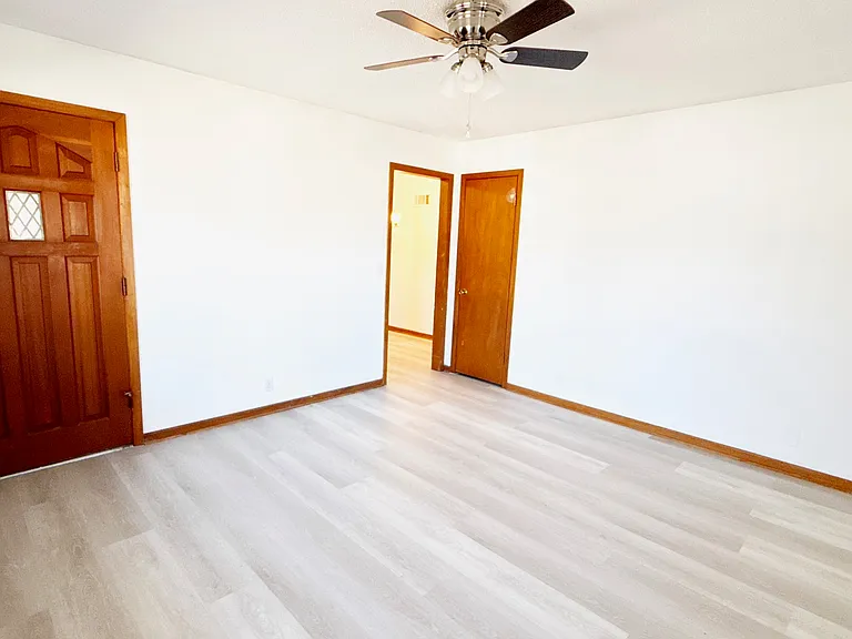 1613 S Gold St #1613 — Photo 4