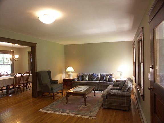 SPACIOUS 13X26 LIVING ROOM!