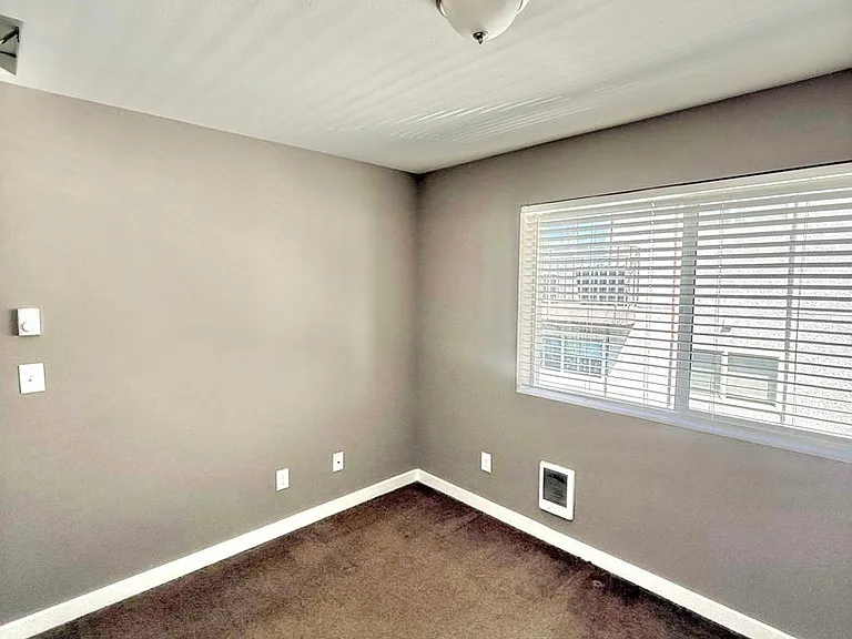 4236 TM Montlake Villas LLC — Photo 19