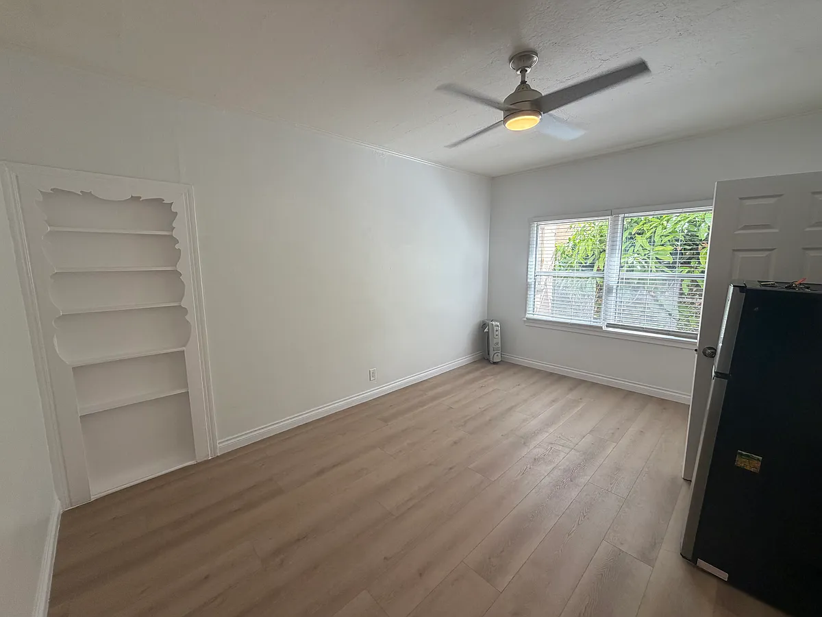 Building Photo - 5636 La Mirada Ave #104