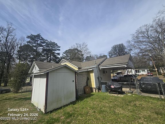 2nd image of 167 Treehaven Dr