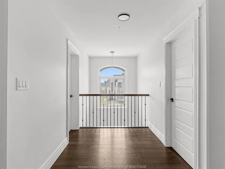 93 Belleview Dr — Photo 22