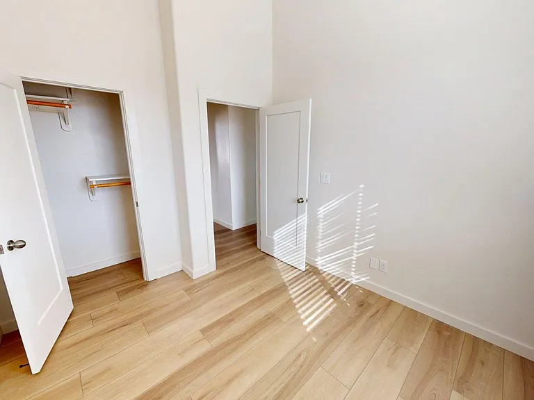 121 Glen Canyon Dr — Photo 12