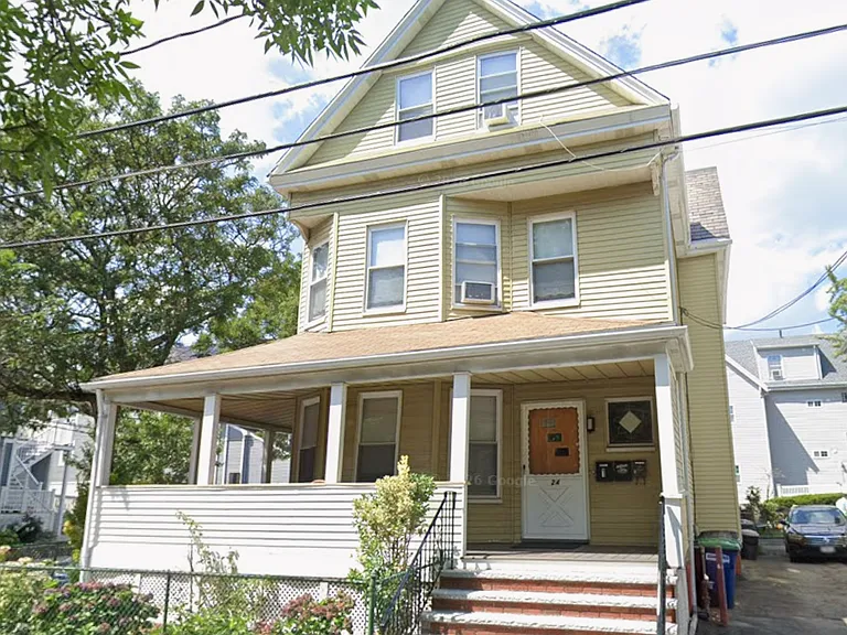 24 Grant St #1 — Photo 1