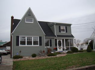 83 Goeringer Ave, Hanover Township, PA 18706