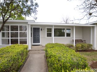 127 Shadyview Dr, Balcones Heights, TX 78201