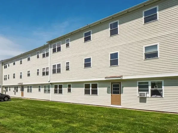 20 Dubois St #20, Portsmouth, RI 02871