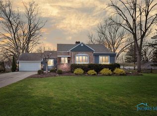 907 Vanderbilt Rd, Toledo, OH 43615