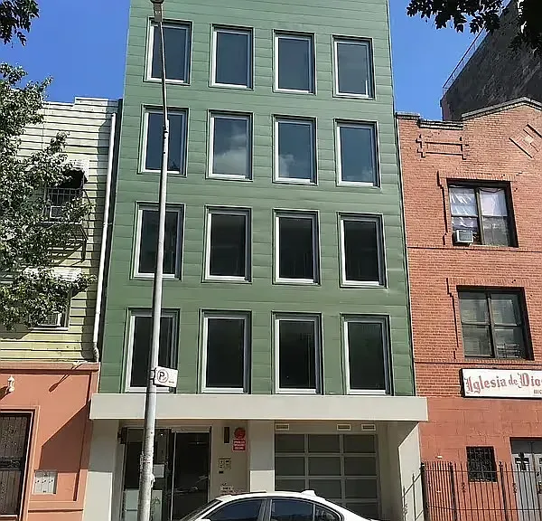 139 Meserole St #2A — Photo 7