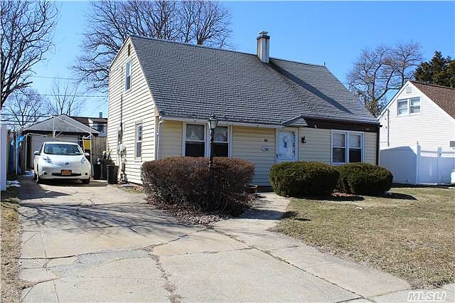 2nd image of 1412 Harding St