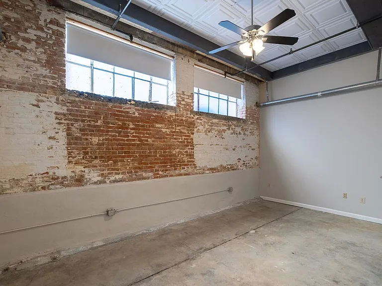 Rock Street Lofts — Photo 34