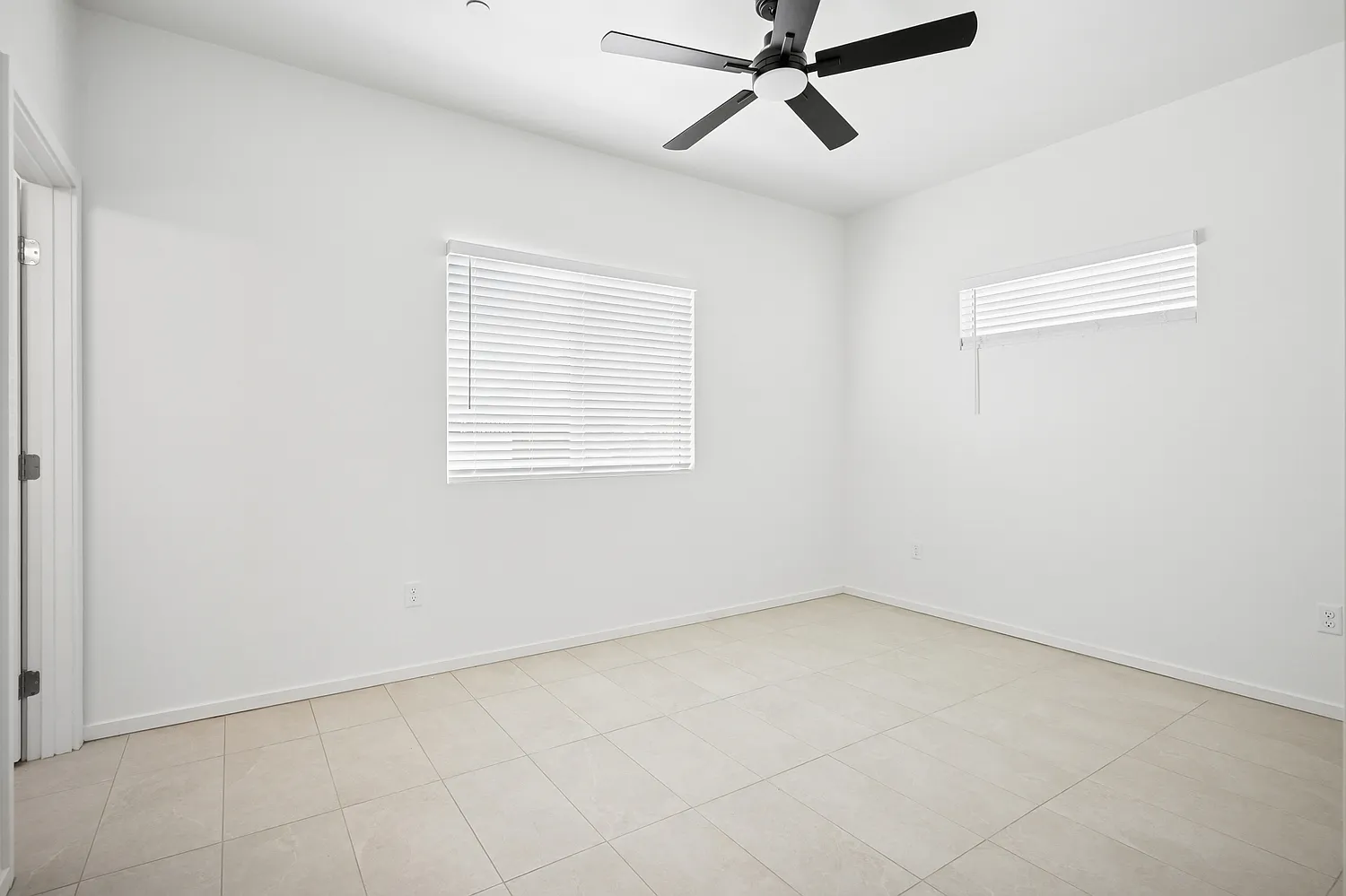 8 bed, 3200 sqft, $7,800 — Photo 4
