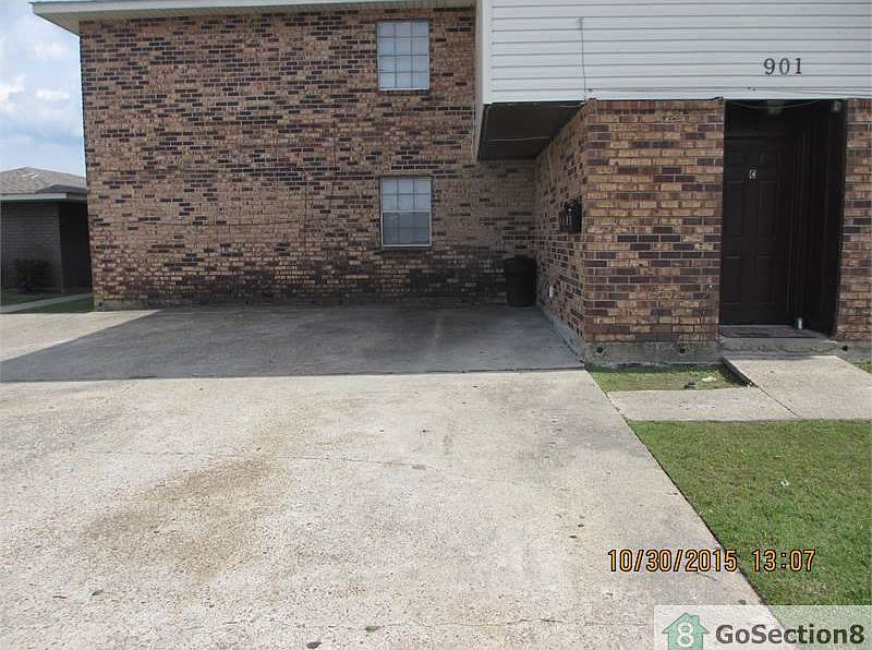1st image of 901 W Monterey Ct APT D