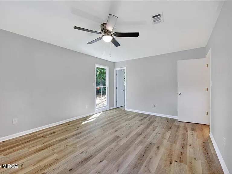 1376 Greentree Pkwy — Photo 19