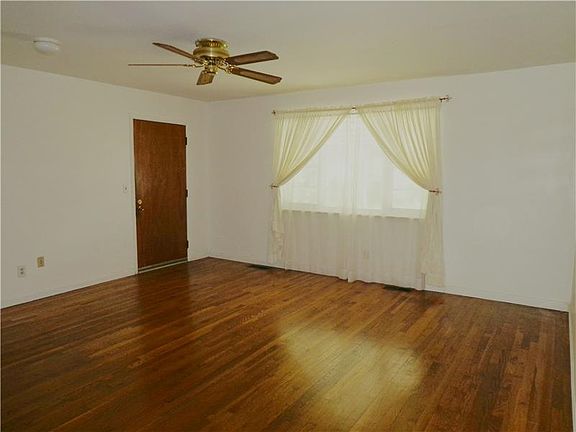 4th image of 11570 Gallahad Ct