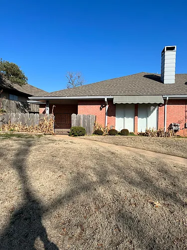 2929 Rosewood Ln Photo 1