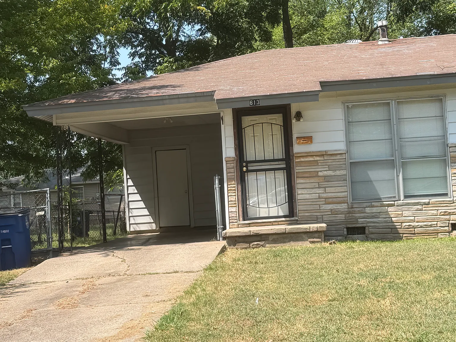 2 bed, 810 sqft, $825 — Photo 4