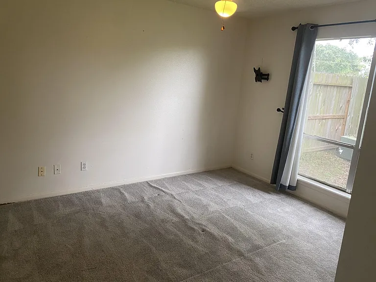 5 Bendwood Dr — Photo 5