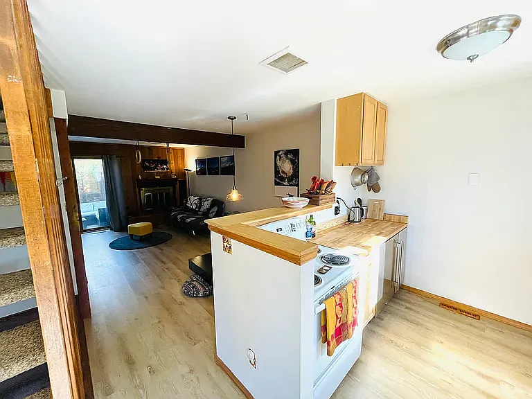 3371 Hickok Pl — Photo 2