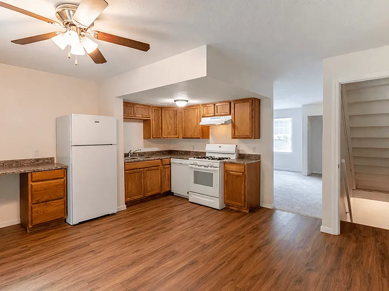 Arbor Pointe Townhomes — Photo 31