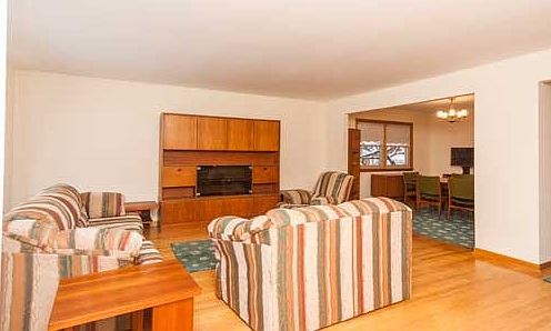 3rd image of 5809 N Nina Ave