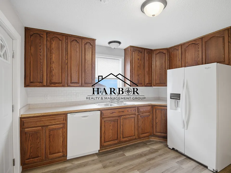 401 3rd Ave SW
