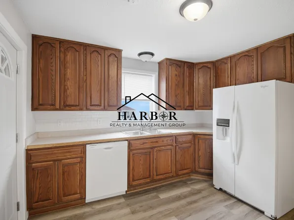 401 3rd Ave SW, Austin, MN 55912