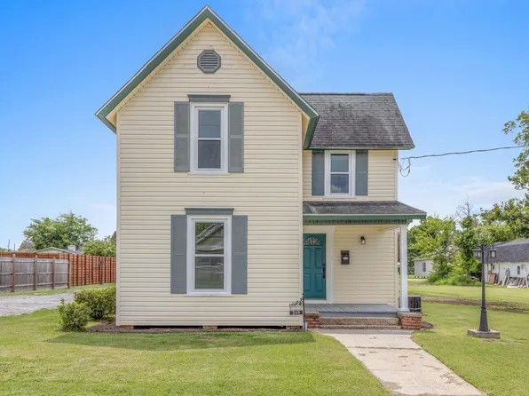 219 Clara St, Jennings, LA 70546