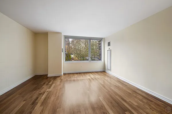 Rented by Halstead Real Estate | media 11