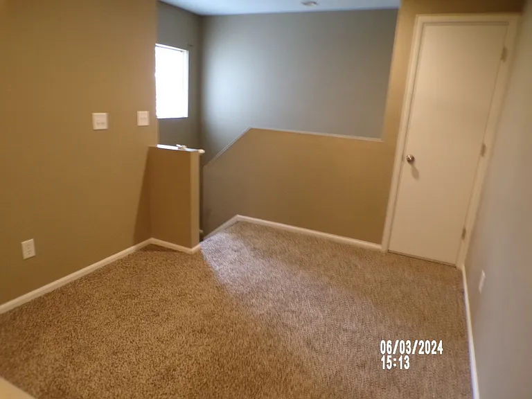 7916 S Kittredge St — Photo 10