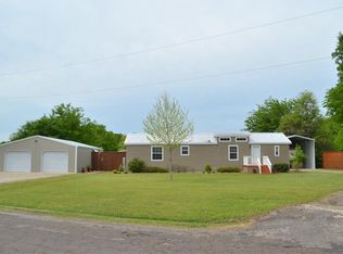 100 Loyd St, Yantis, TX 75497