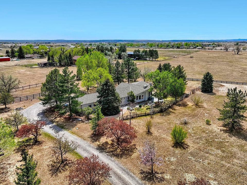 1st image of 6036 Saint Vrain Rd